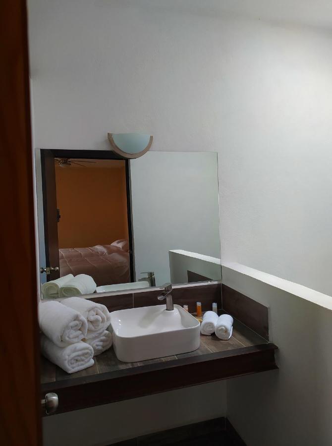 Oxi Hotel Σαν Μιγκέλ ντε Αγιέντε Εξωτερικό φωτογραφία